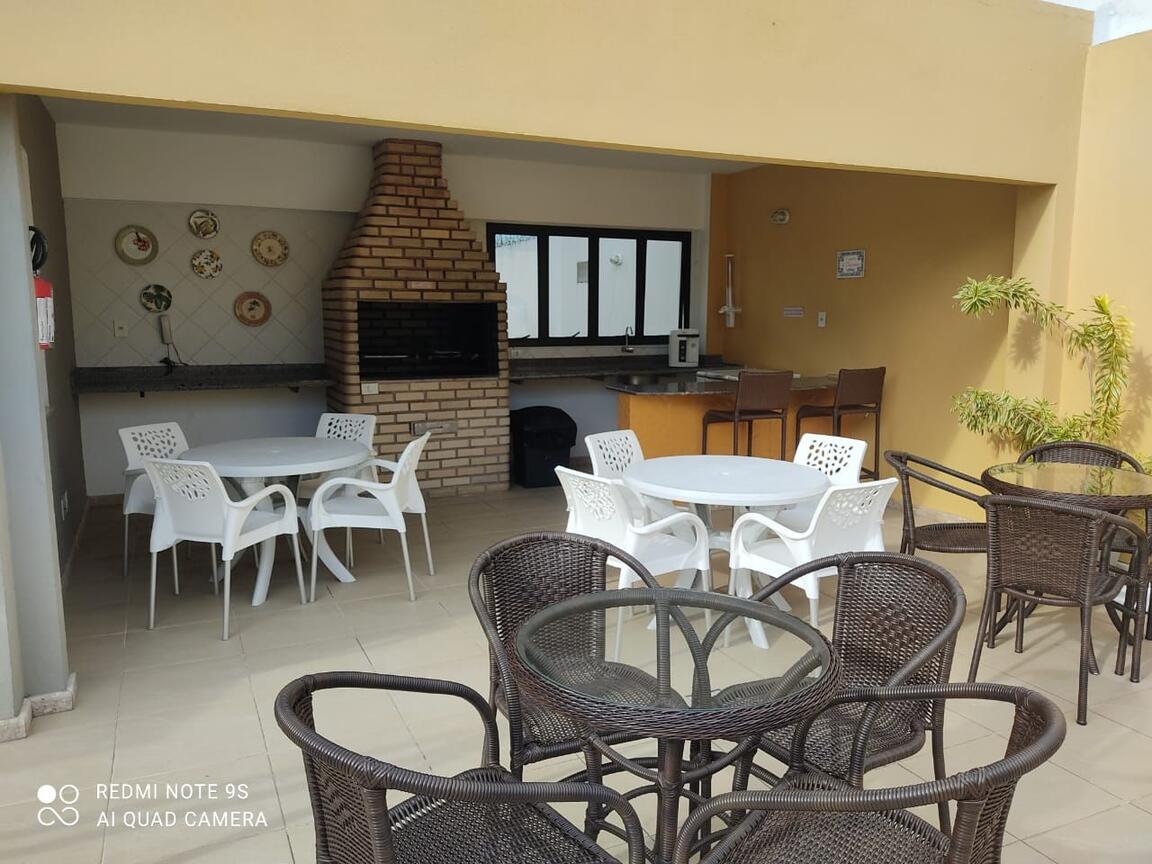 Apartamento 3/4 Vila Laur