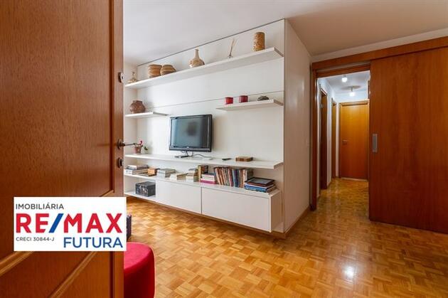 Apartamento com 3 dormitó