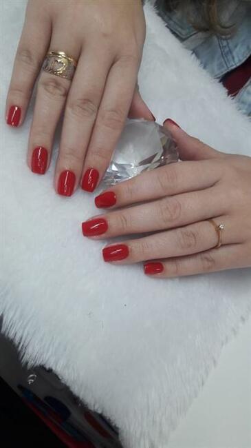 Manicure e pedicure a dom