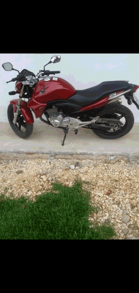 Moto Honda CB 300 ano 201