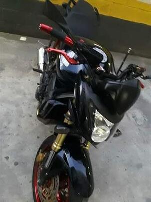 Vendo moto único dono vistoriado 2020 moto toda nova