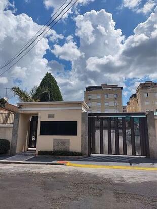 Apartamento Cobertura à v